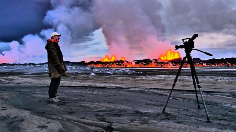 Sopečná erupce vyfocená z 15 metrů - Obrázek 8