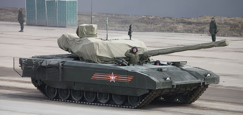 Armata - podle Rusů supermoderní tank, jedna z Putinových zázračných zbraní.