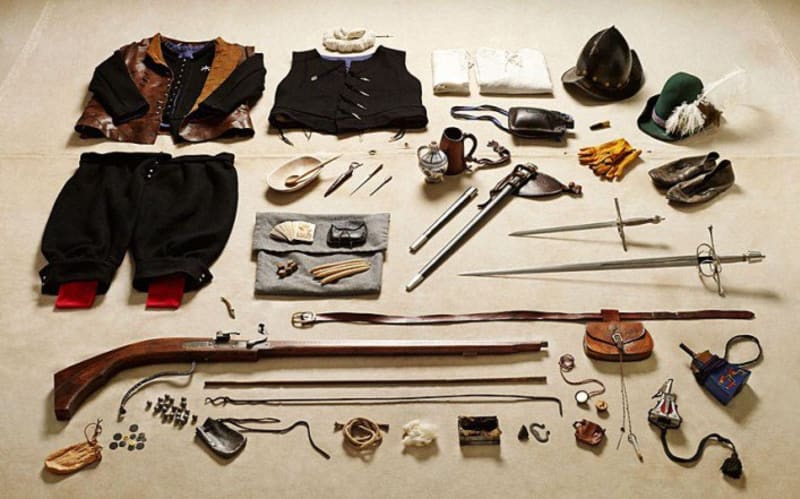 Tilbury 1588: Všimněte si nejen změn výzbroje ale také výstroje - jako jsou doplňky v podobě příborů, misek a podobně