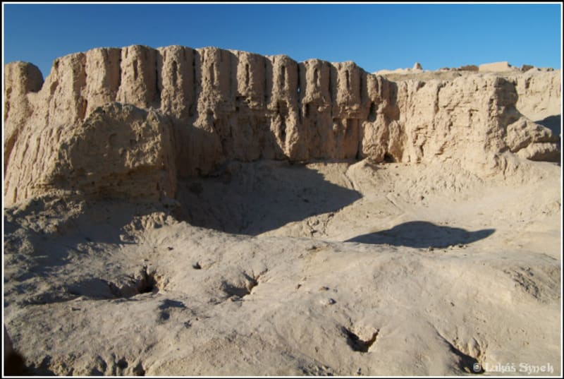 Hradby pevnosti Ajaz Kala