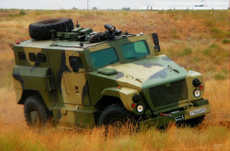 Ruský medvěd - obrněnec SPM-3 Medveď  - rychlost v terénu až 50 km