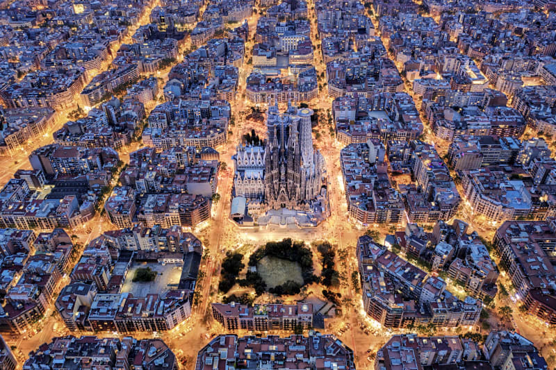 Okolí chrámu Sagrada Família