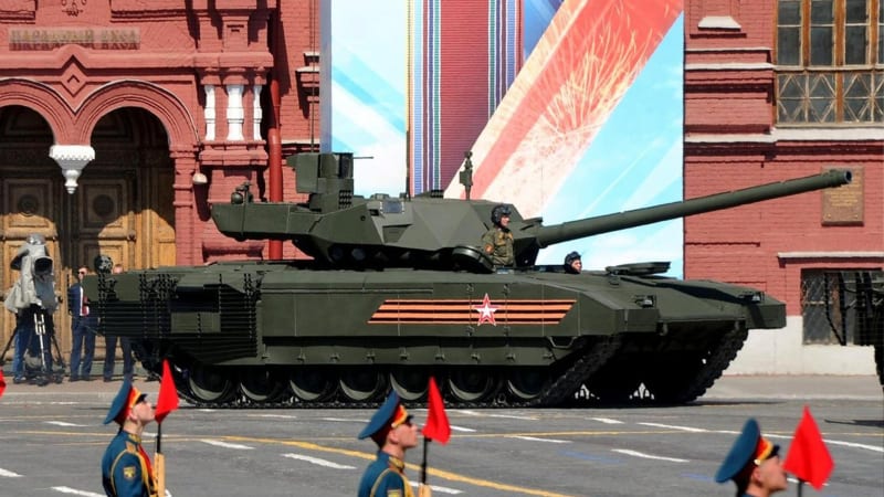 Armata - podle Rusů supermoderní tank, jedna z Putinových zázračných zbraní.