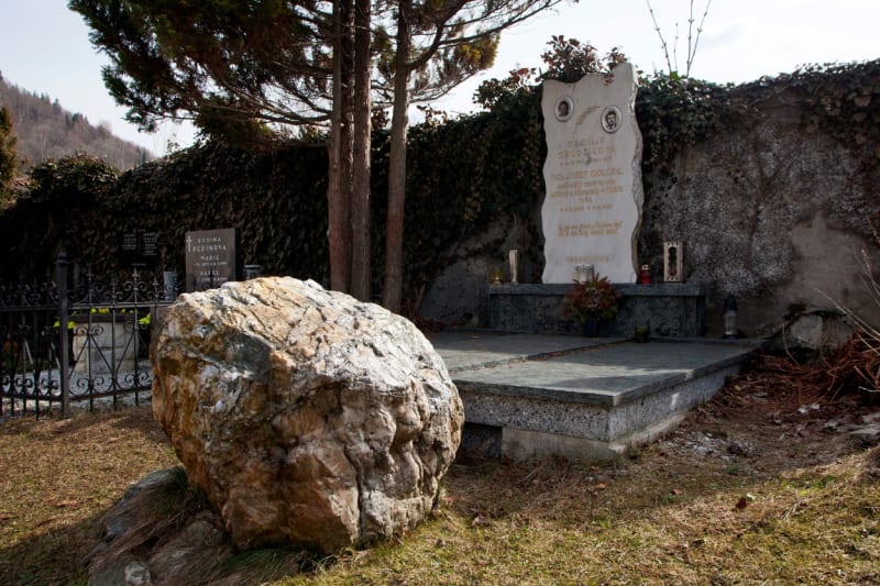 Hrob Josefa Odložila v Bělé pod Pradědem