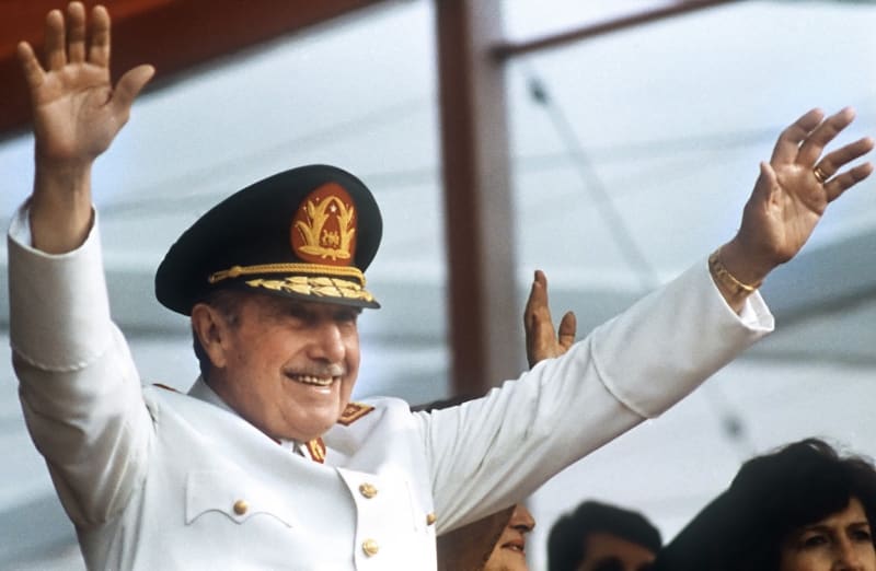 Augusto Pinochet vládl pevnou rukou