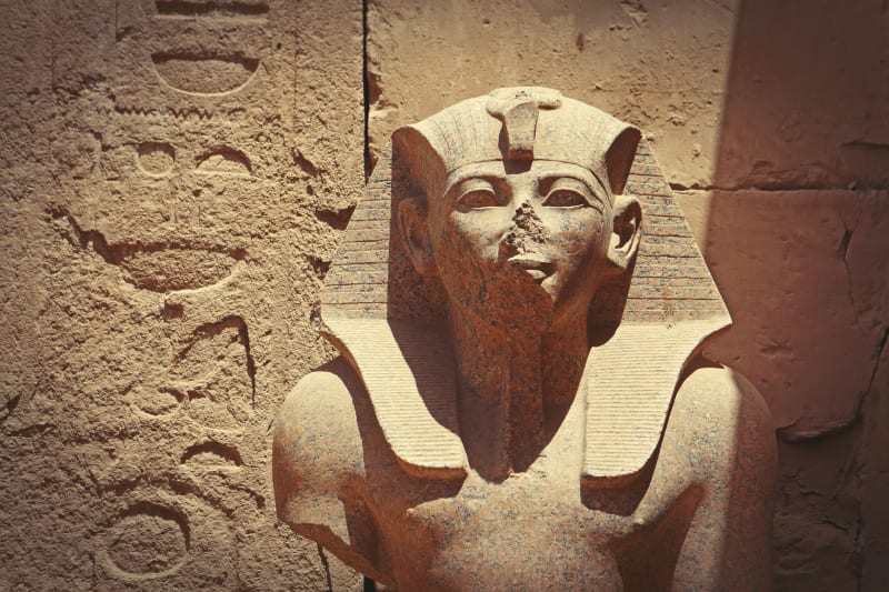 Socha v Karnaku