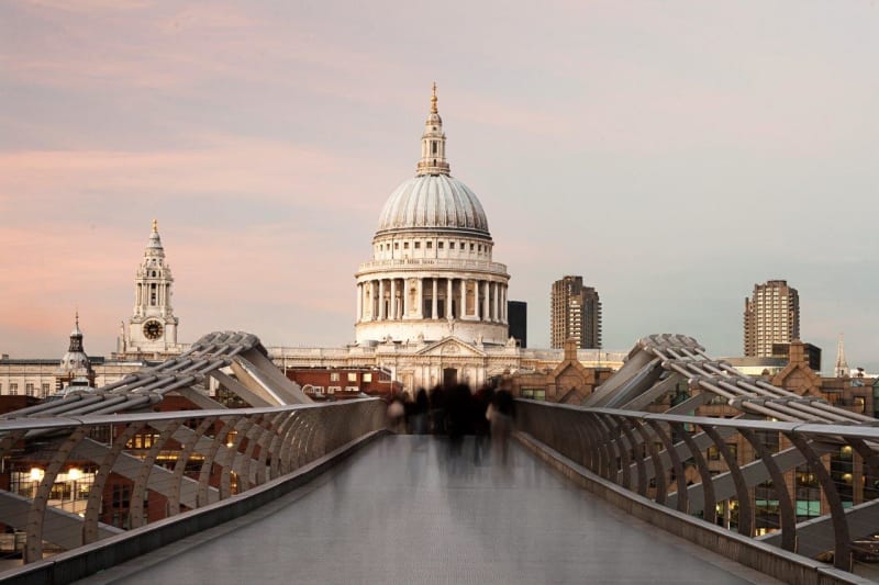 1. místo: Katedrála svatého Pavla, Londýn (72,28 %). Sídlo londýnského biskupa pochází ze 17. století, jde o druhou největší katedrálu na světě