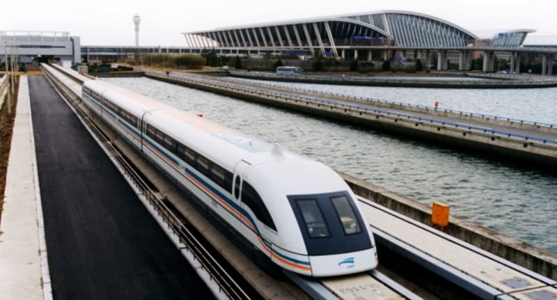 Šanghajský maglev jezdí na mezinárodní letiště Pudong