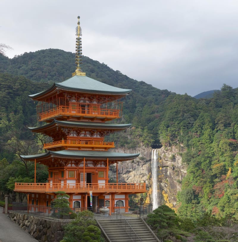 Vodopády Nachi a pagoda v Seigantoji, Nachikatsuura