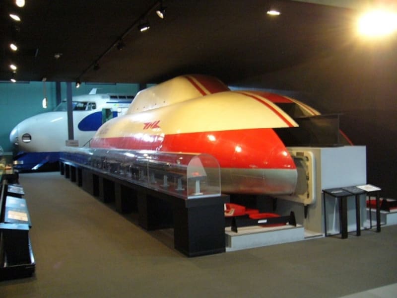 Japonský JNR ML500 překonal už roku 1979 rychlostní rekord 517 kilometrů za hodinu