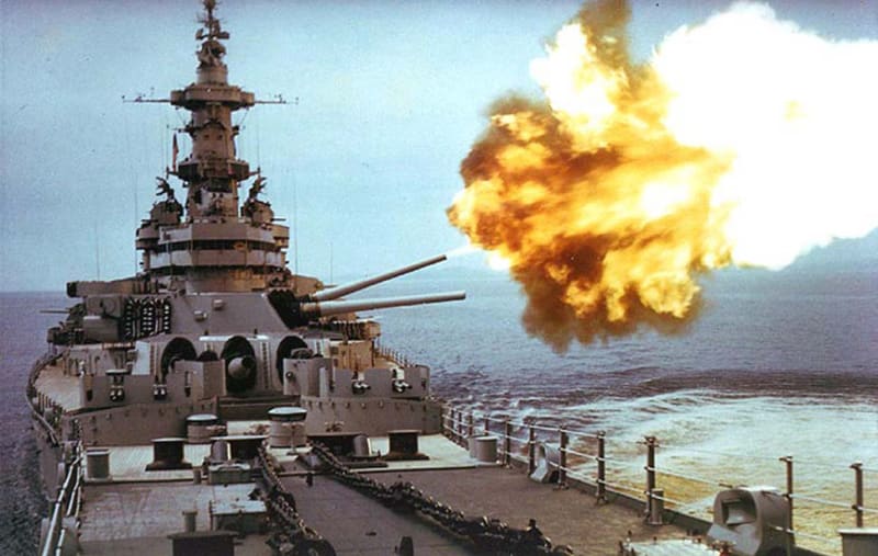 Iowa, nejmocnější bitevní loď světa - Obrázek 8