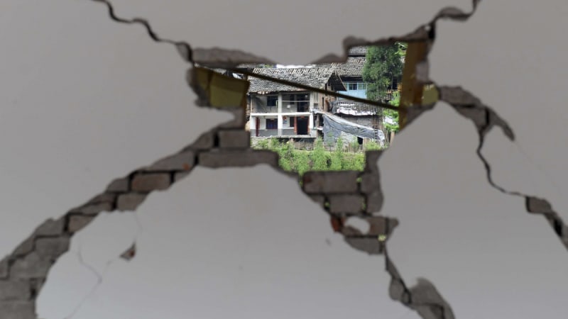 Nejsilnější zemětřesení v dějinách Českých zemí: pamatujete, jak trhalo zdi?