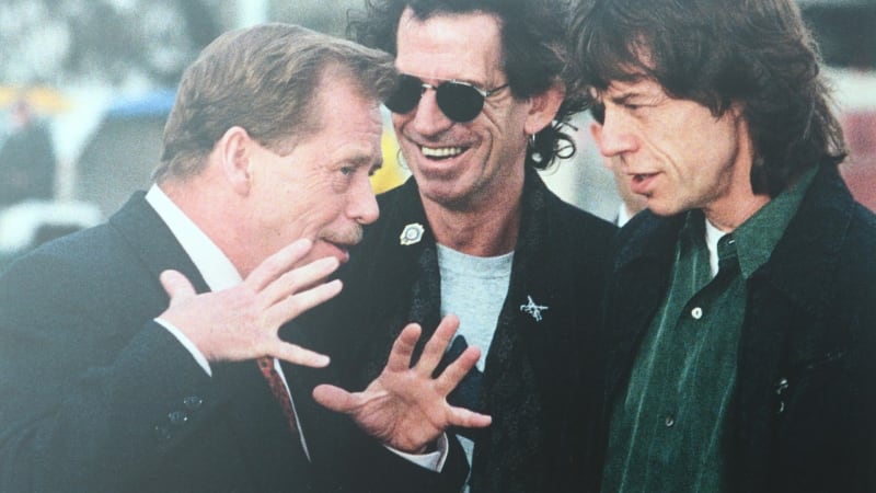 Václav Havel a Rolling Stones se v roce 1990 vzájemně okouzlili natolik, že z toho byl koncert na Strahově