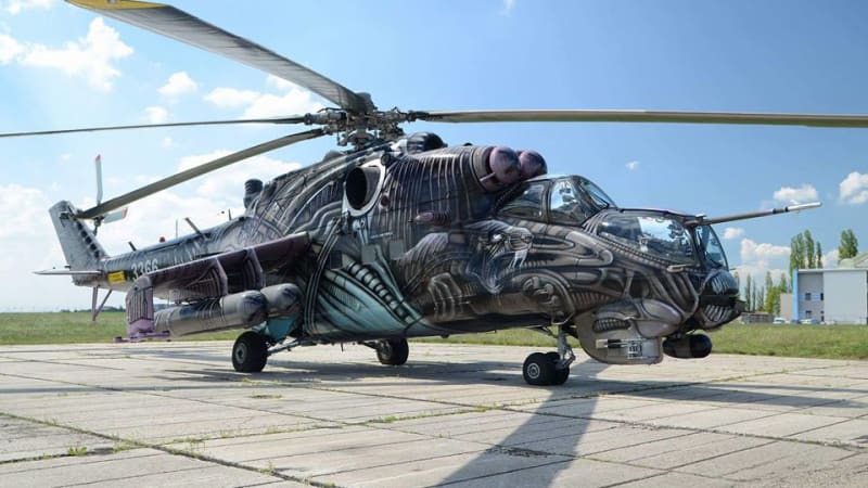Česká armáda má úžasný vetřelčí vrtulník! Sci-fi mašina vypadá jako z noční můry!