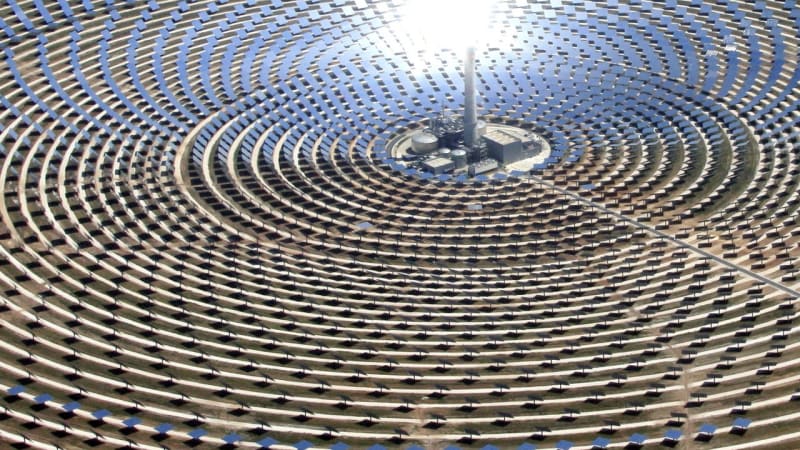 Zachrání solární elektrárny naši civilizaci? Anebo nás vedou do pekla?