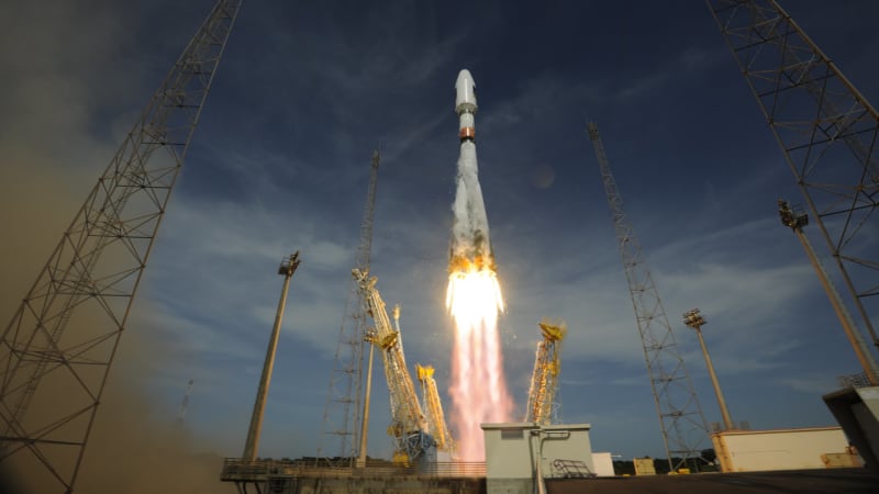 Na podruhé to vyšlo! Podívejte se, jak odstartovala ruská raketa Sojuz!