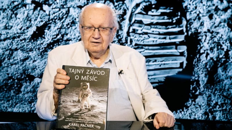 Spisovatel, novinář a propagátor kosmonautiky Karel Pacner odešel do kosmického nebe