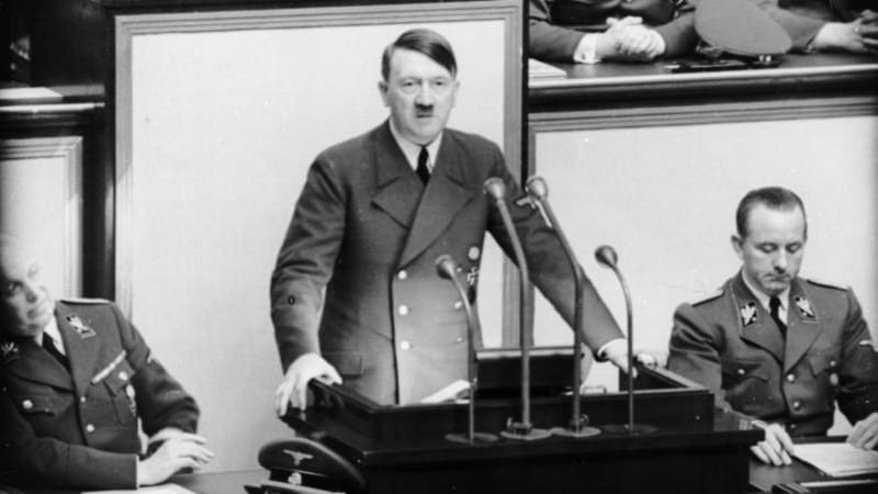 Jak se Hitler dostal k moci? Jeho plán byl jednoduchý a bohužel velmi účinný