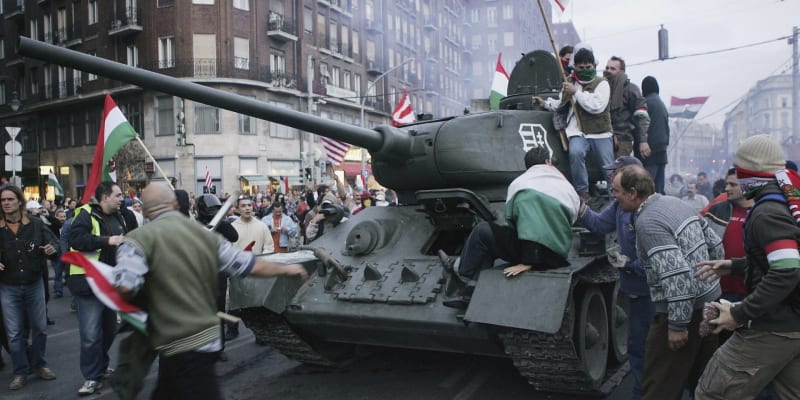 Ani 50. výročí maďarského povstání se neobešlo bez násilí (foto z 23. října 2006)