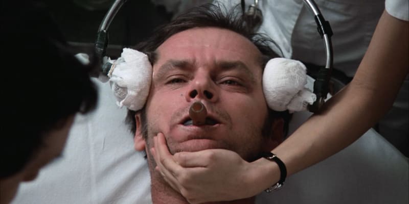 Jack Nicholson ve filmu Přelet nad kukaččím hnízdem