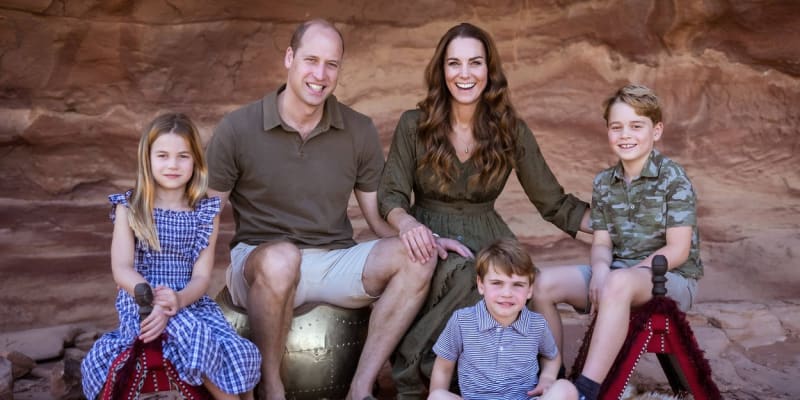 Princ William a Kate se svými dětmi Georgem, Charlotte a Louisem.