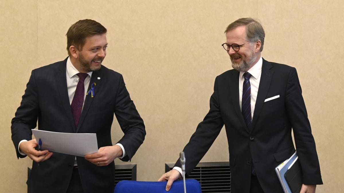Ministr vnitra Vít Rakušan a premiér Petr Fiala