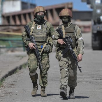 Ruští vojáci střežící Severokrymský kanál v Chersonské oblasti