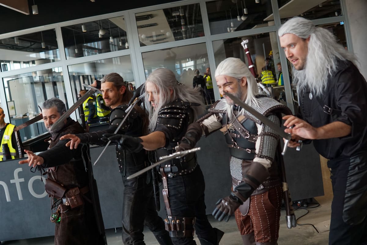 Jednou z nejpopulárnějších postav na cosplay se v posledních letech stal Geralt z Rivie, především díky úspěchu seriálu Zaklínač.