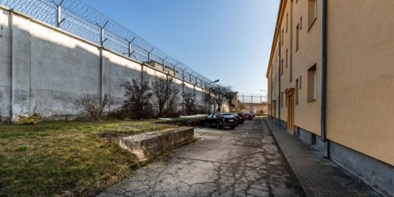 Věznice ve Valdicích