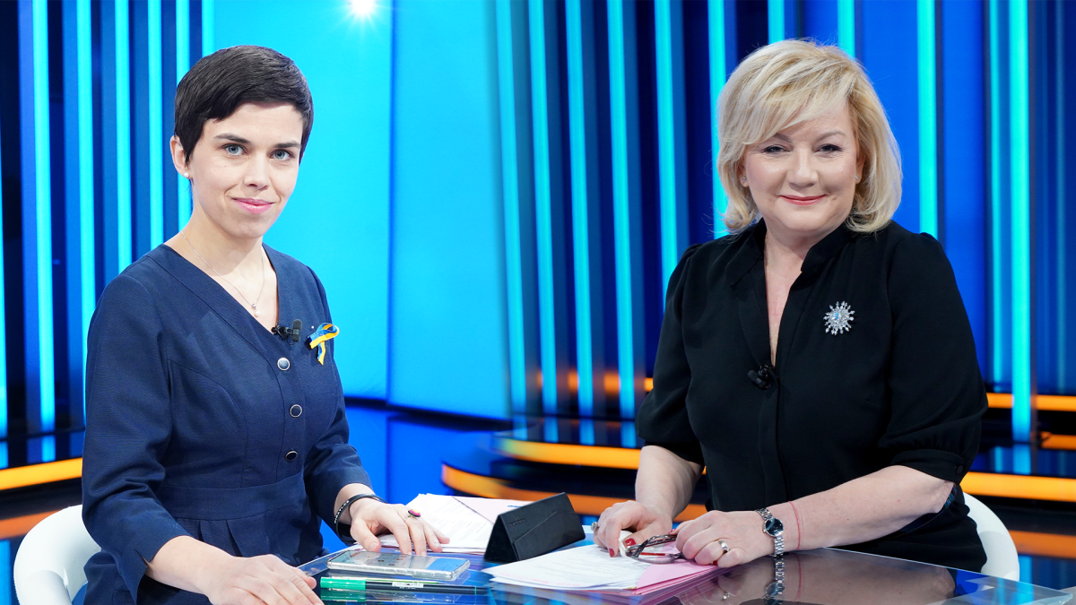 Olga Richterová a Alena Schillerová ve studiu CNN Prima NEWS