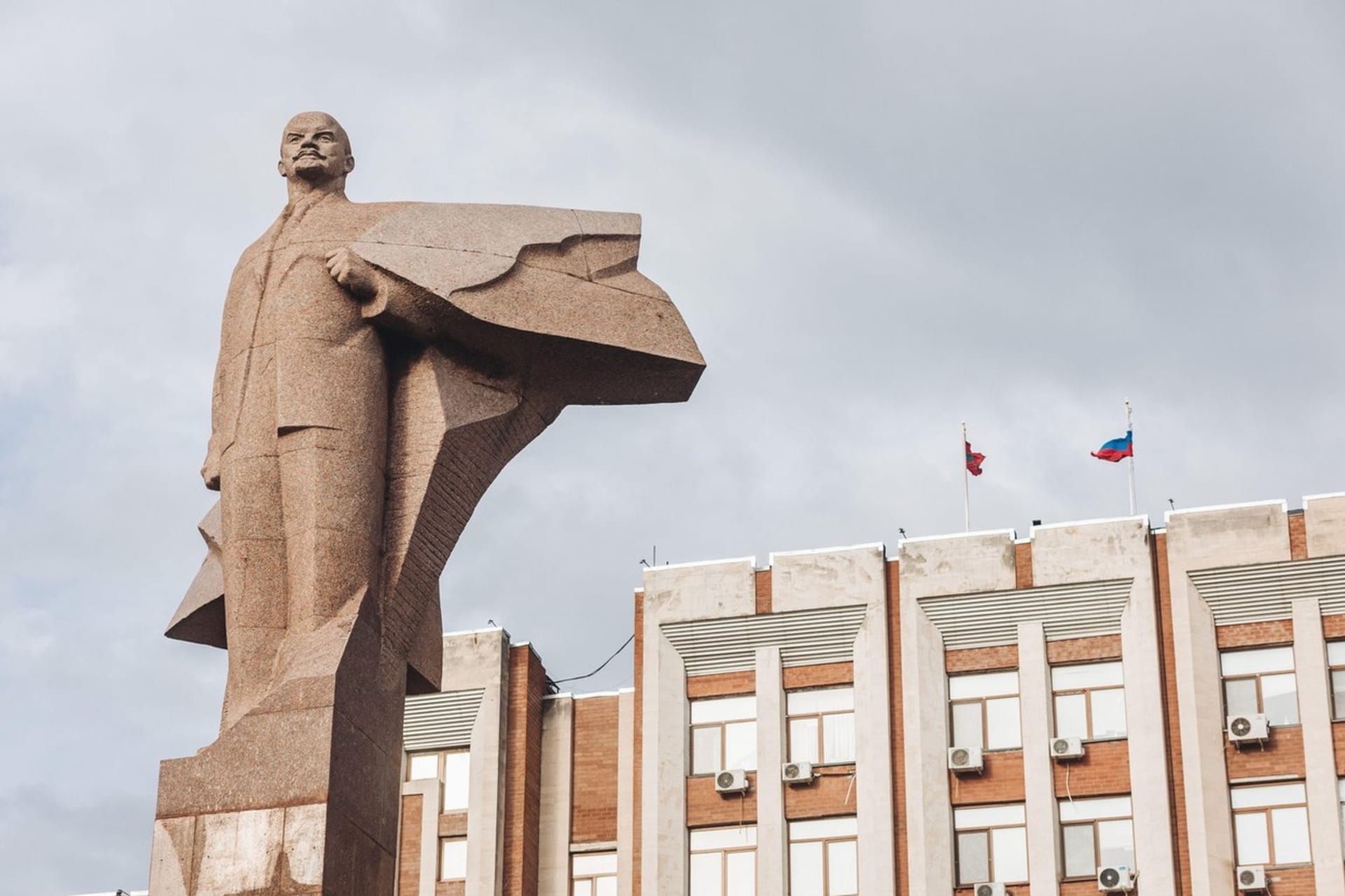 Socha V. I. Lenina v Tiraspolu