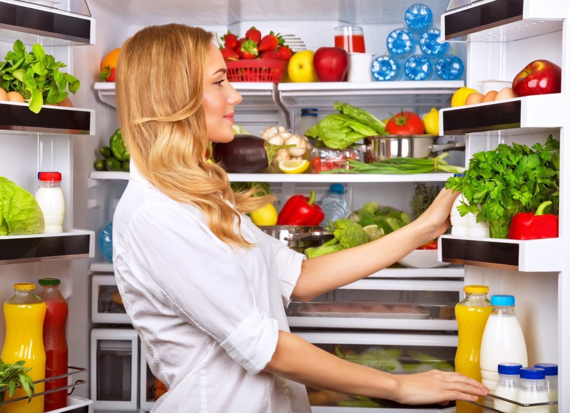 Potraviny v lednici - ilustrační foto