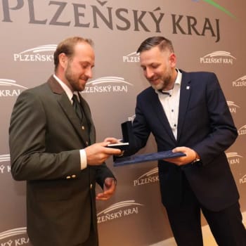 Martin Semecký za svůj hrdinský čin získal Cenu hejtmana Plzeňského kraje za záchranu života. 