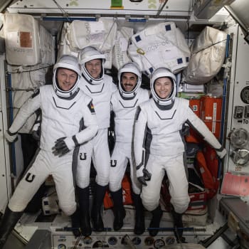 Čtveřice Tom Marshburn, Raja Chari, Kayla Barron a Matthias Maurer se vrátila z vesmírné stanice.