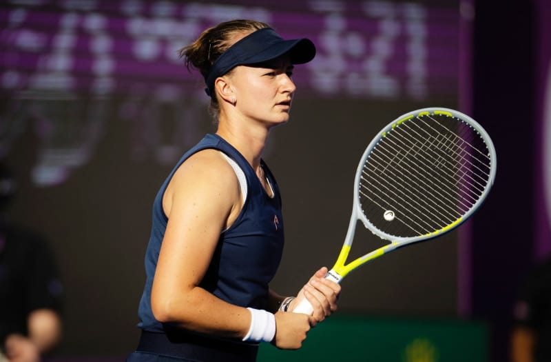 Barbora Krejčíková získala zlato na letní olympiádě za ženskou čtyřhru v tenise