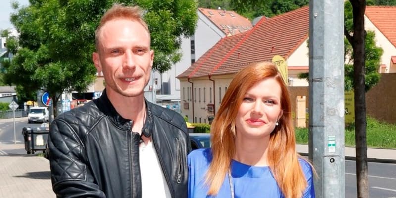Gabriela Soukalová a partner Miloš Kadeřábek, který se o svou polovičku velmi bál.
