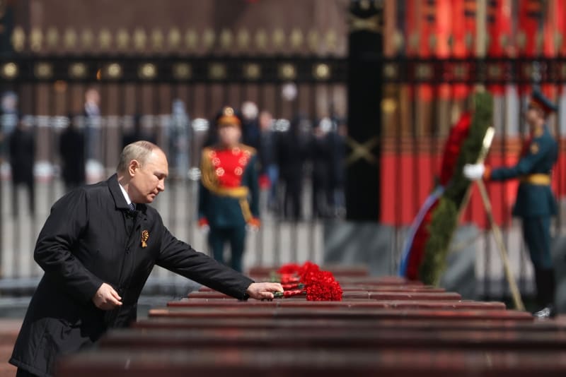 Vladimir Putin po vojenské přehlídce v Moskvě, 9. května