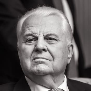 e věku 88 let zemřel první ukrajinský prezident Leonid Kravčuk