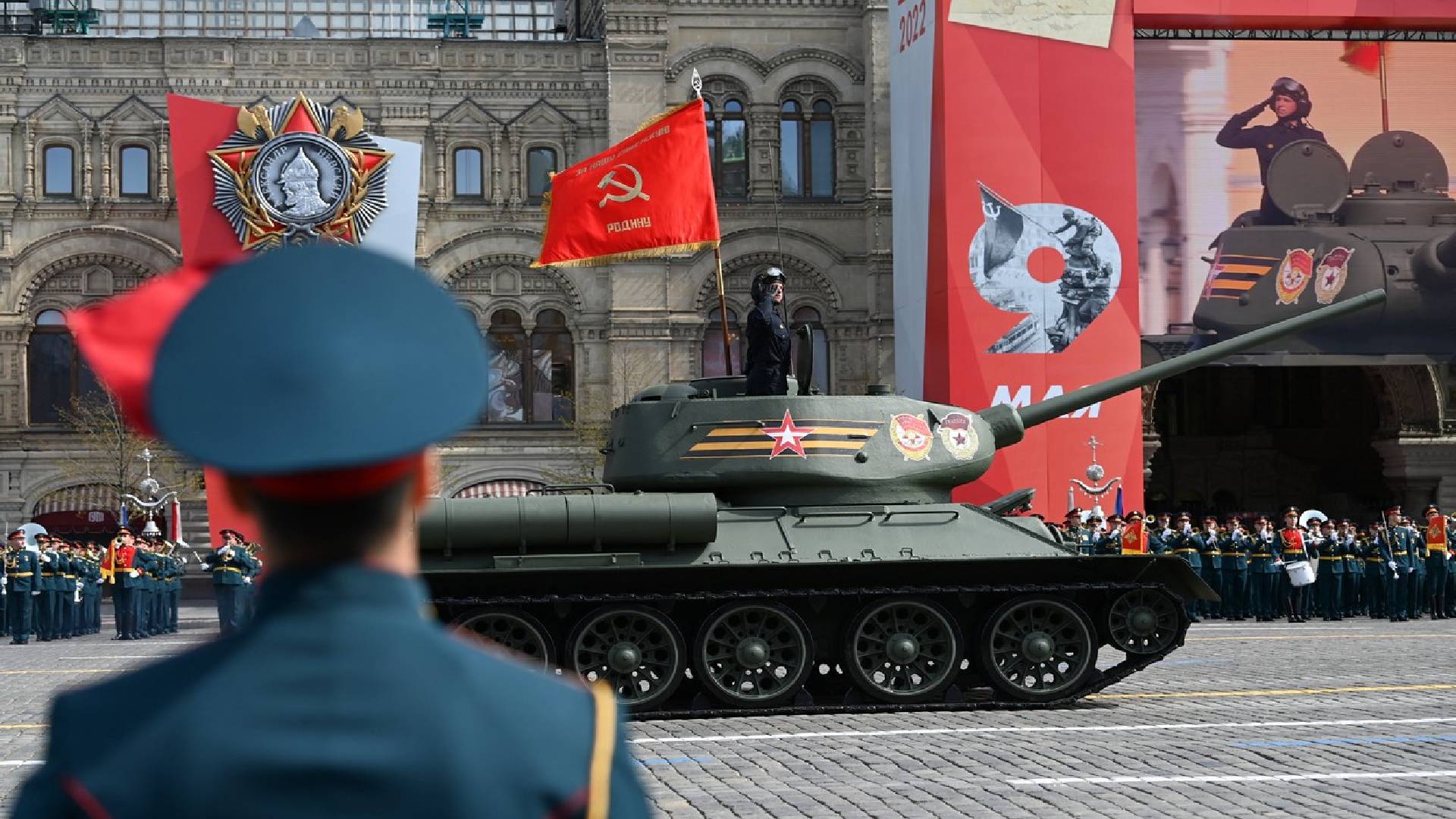 Slavné tanky T-34 nesmí chybět na žádné novodobé vojenské přehlídce v Rusku
