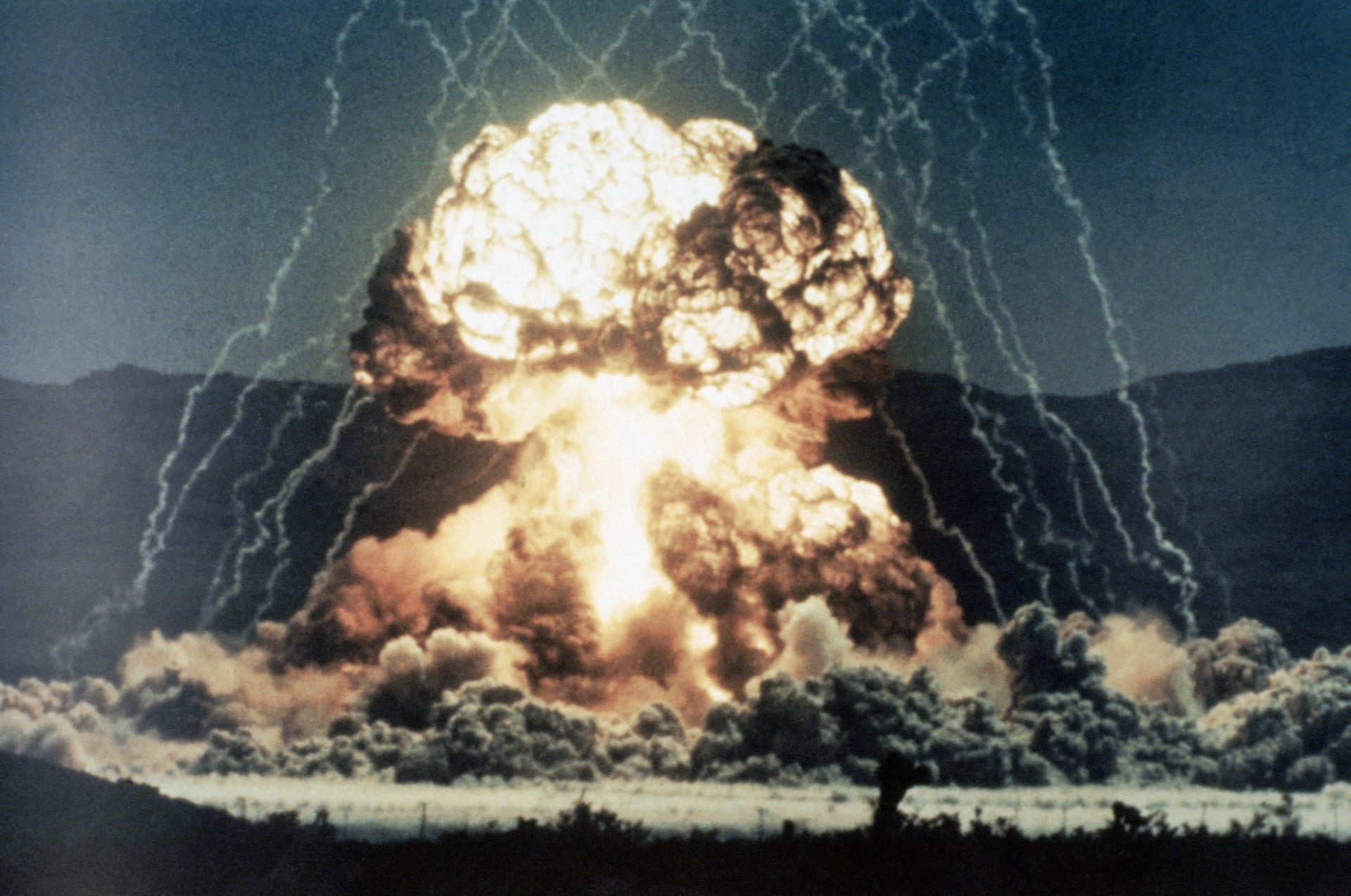 Test jaderné zbraně v poušti v Nevadě