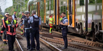 Brutální útok v německém vlaku. Iráčan pobodal pět lidí, mohl mít islamistickou motivaci