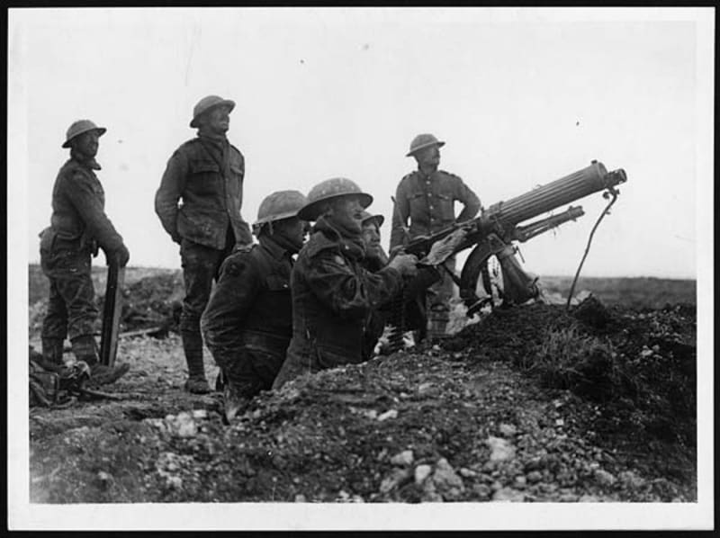 Kulomet Maxim M1910 byl ikonickou zbraní první světové války.