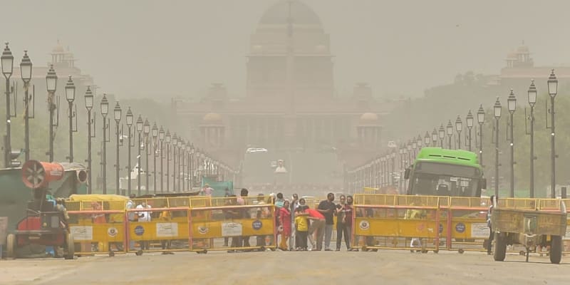 Nové Dillí v oblaku smogu (16. 5. 2022)