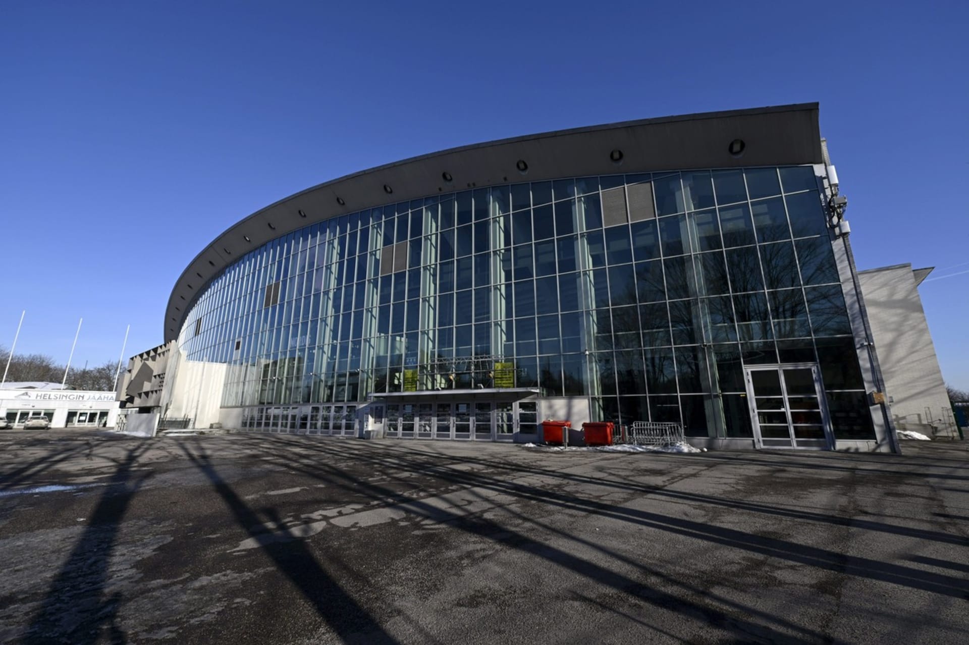 Uvnitř arény Helsinki Ice Hall, kde se hraje mistrovství světa, vypukl požár.
