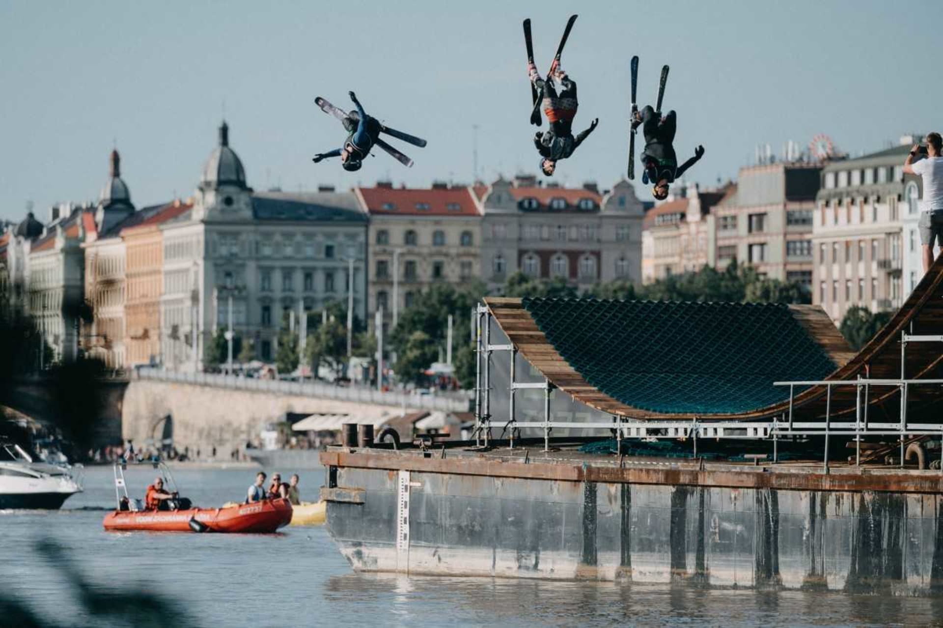 Největší freestyle show, která vČR nemá obdoby, odstartovala v sobotu ráno na pražské náplavce.