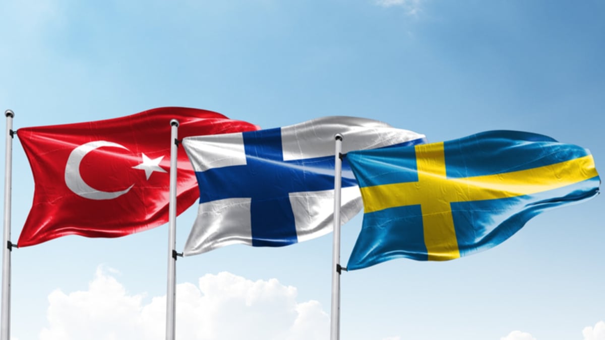 Vlajky Turecka, Finska a Švédska