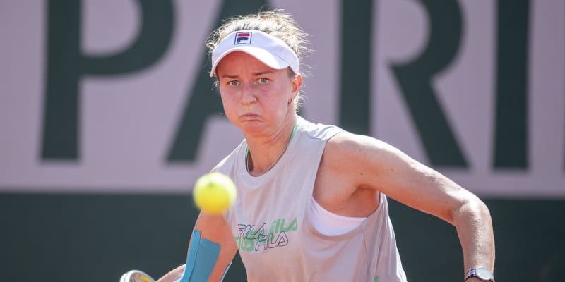 Barbora Krejčíková loni Roland Garros ovládla.