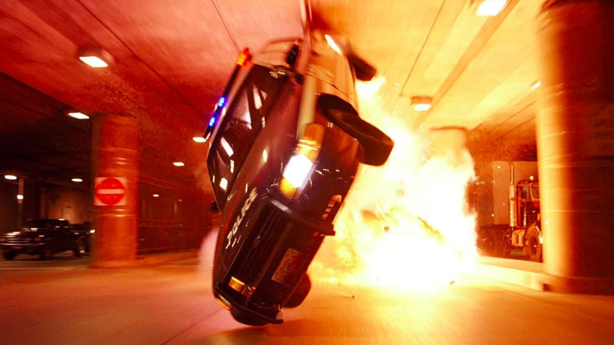 Exploze policejního vozu, ilustrační foto