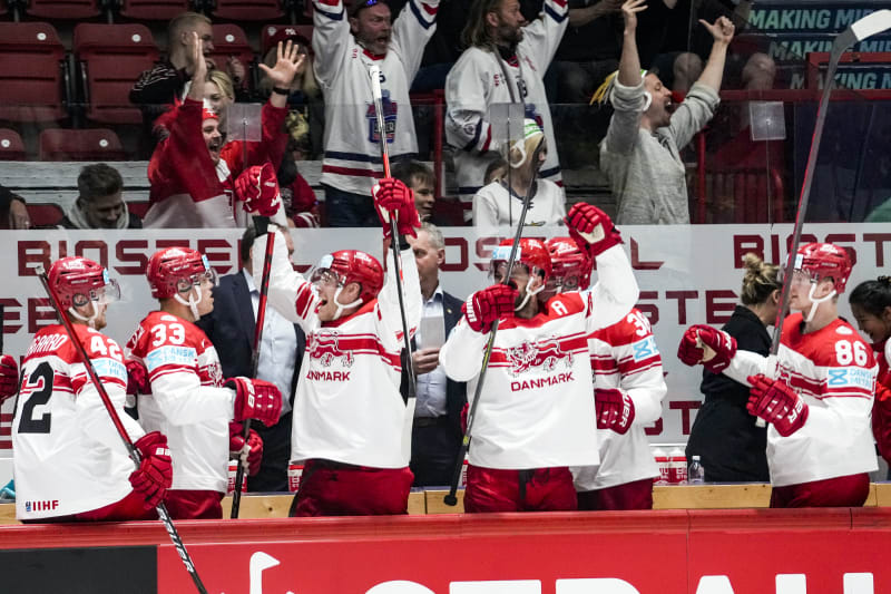 Mistrovství světa v ledním hokeji 2022 mezi Kanadou a Dánskem v Helsinkách 23. května 2022. 
