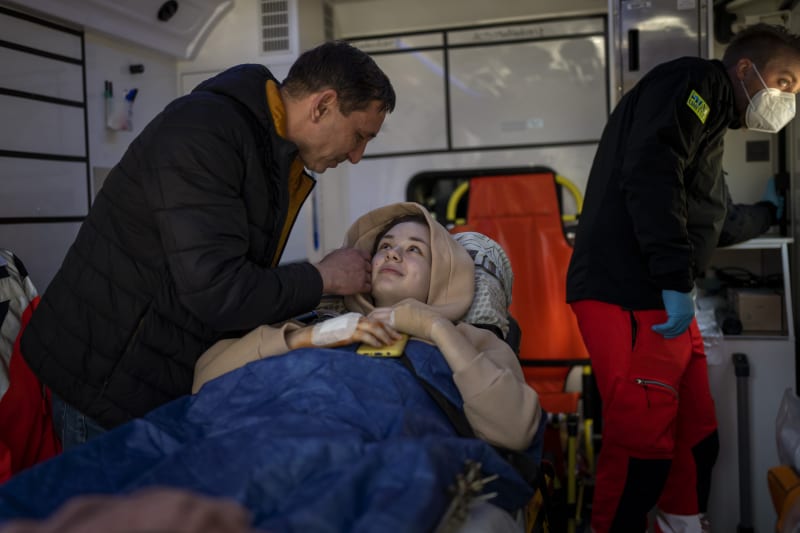 Nasťa Kuziková přišla při bombovém útoku o pravou nohu pod kolenem.